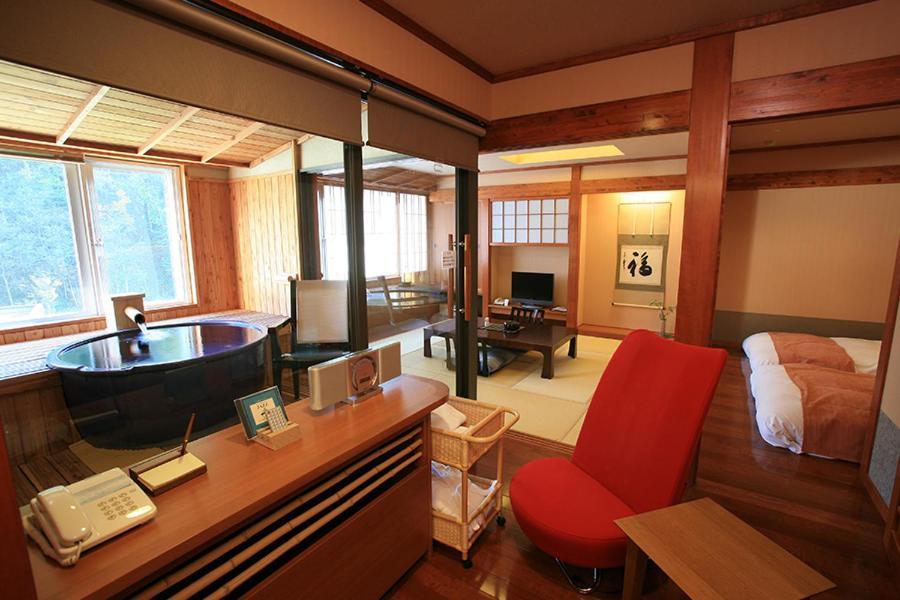 Hotel Taisetsu Onsen&Canyon Resort Kamikawa  Exterior photo
